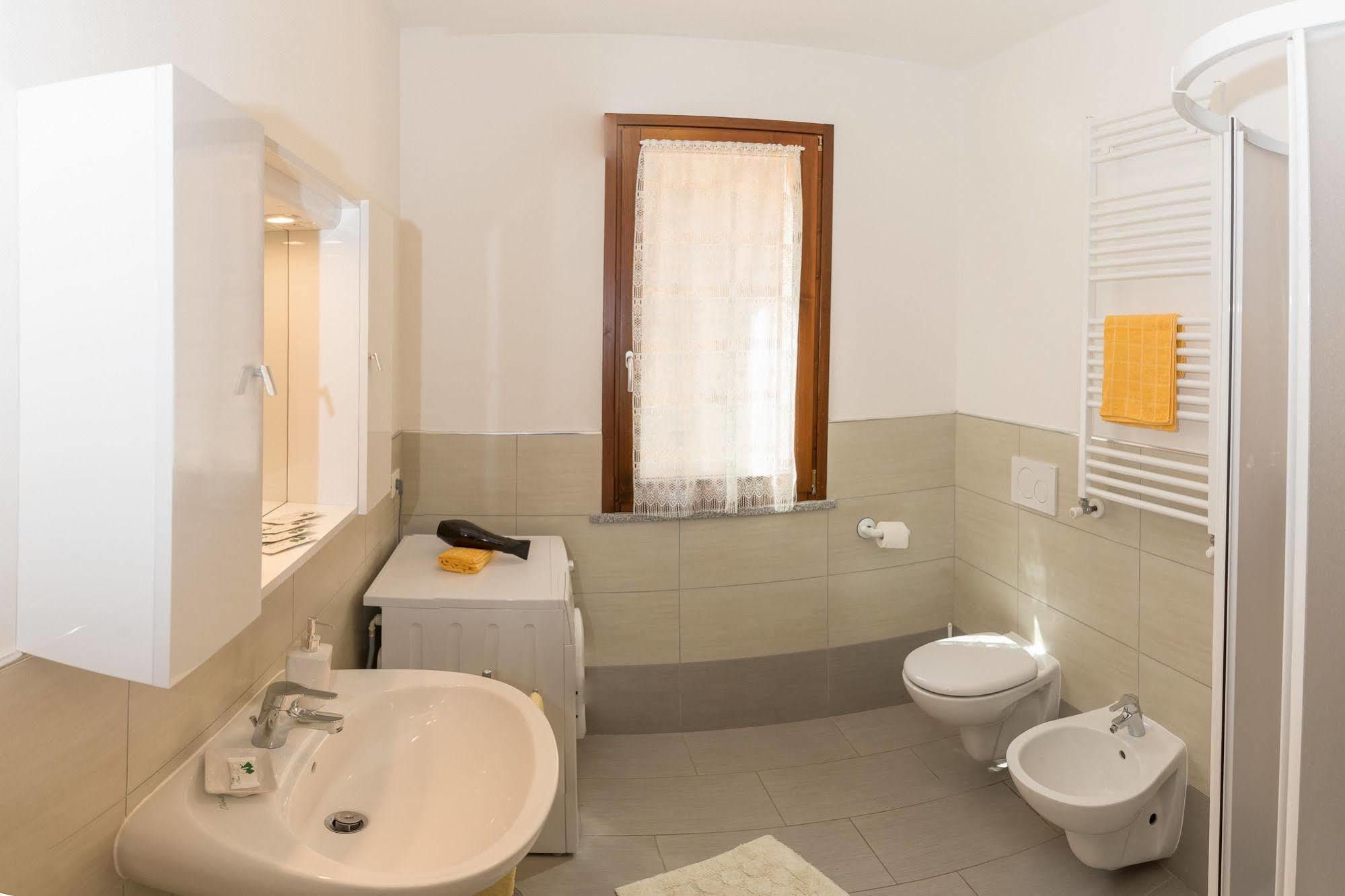 Appartamento Palazzotto Stresa Luaran gambar